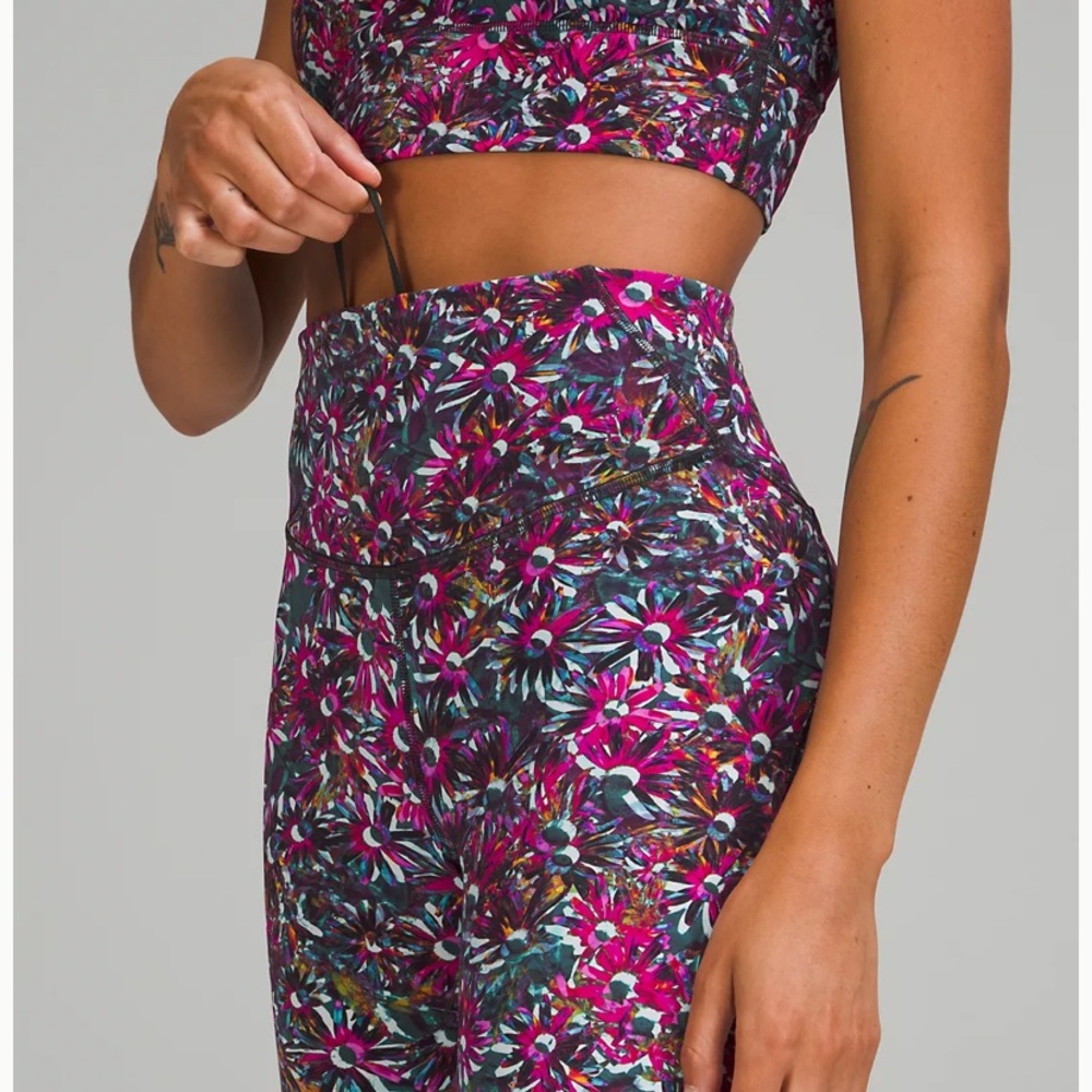 NWT Lululemon Base Pace High-Rise Running Tight 25"